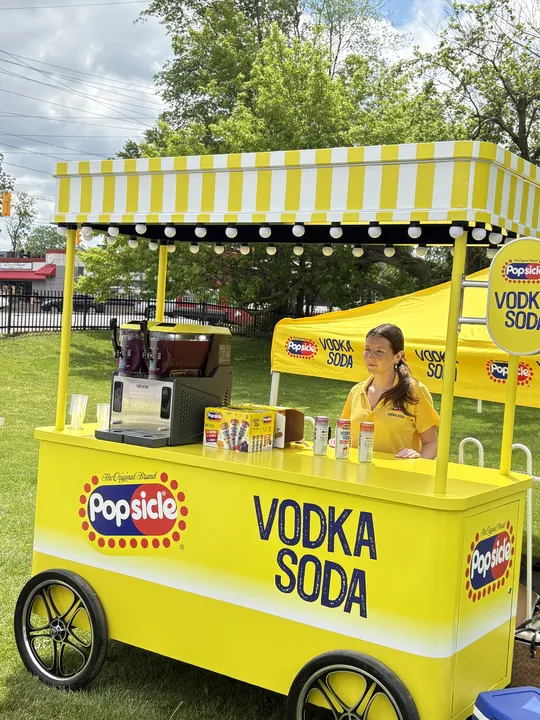 Popsicle-Vodka-Soda-Cart.webp