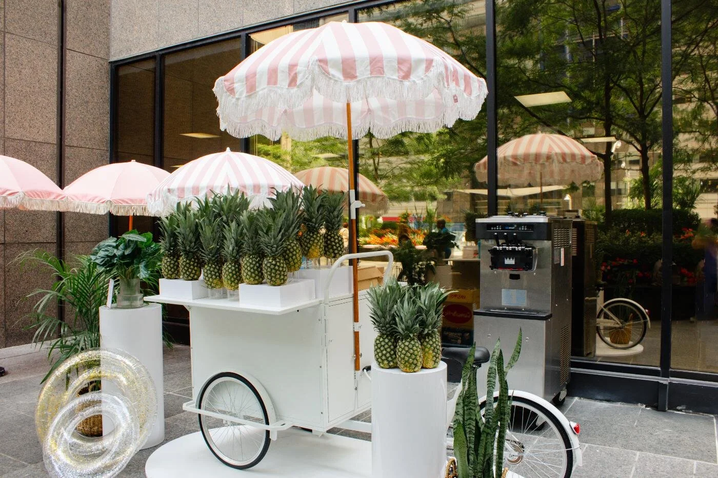 10 Must-Have Event Rentals in Toronto for a Stylish Corporate Gathering